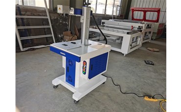 What are the types of laser cutting machines according to the process?